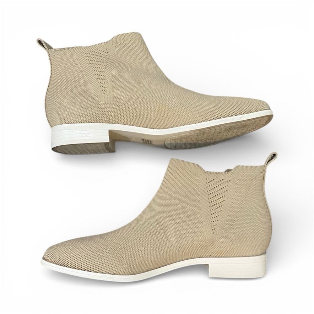 Vivaia Ryan square-toe slip-on Chelsea boots in a tan knit material.sz 38.5